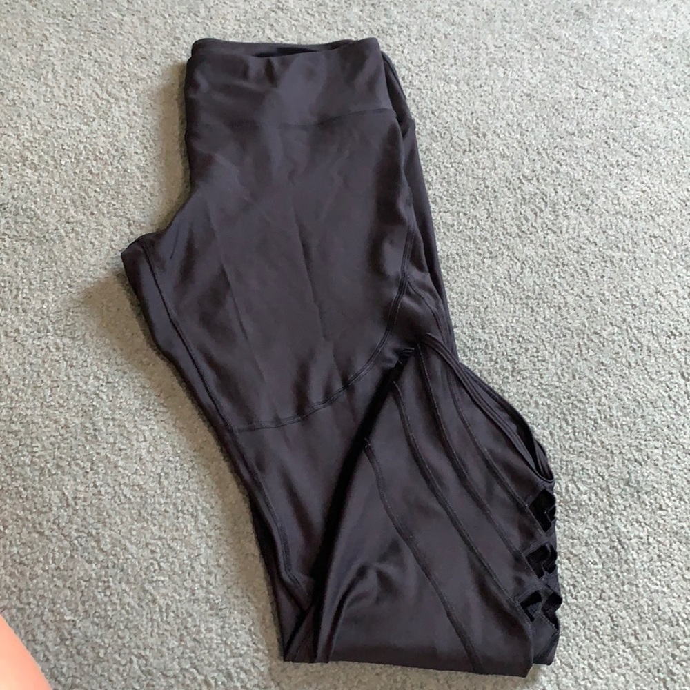 Under Armour cropped Heat Gear leggings